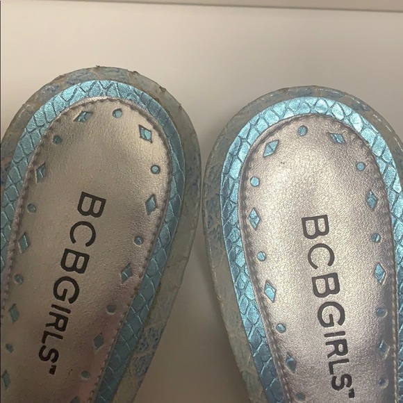 BCBG slides - Picture 3 of 8